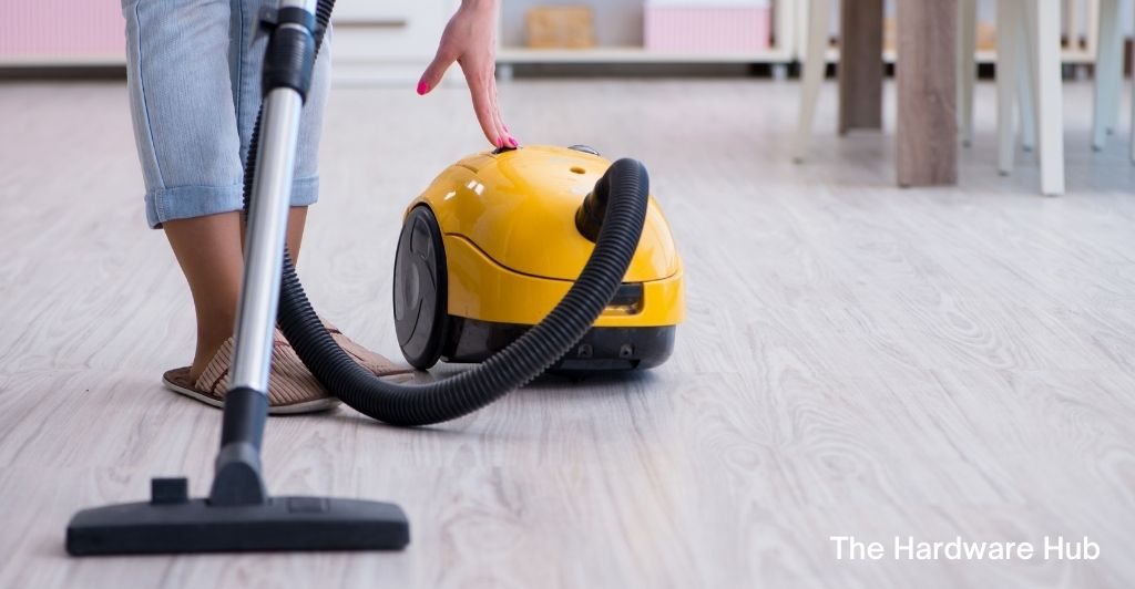 How to Clean a Bagless Vacuum